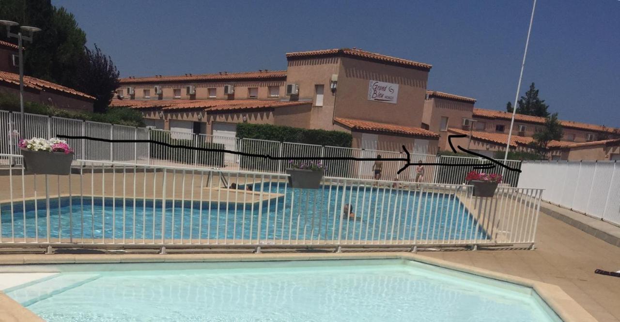 Maison Dans Residence 3*Proche Plage 생시프리앙 외부 사진